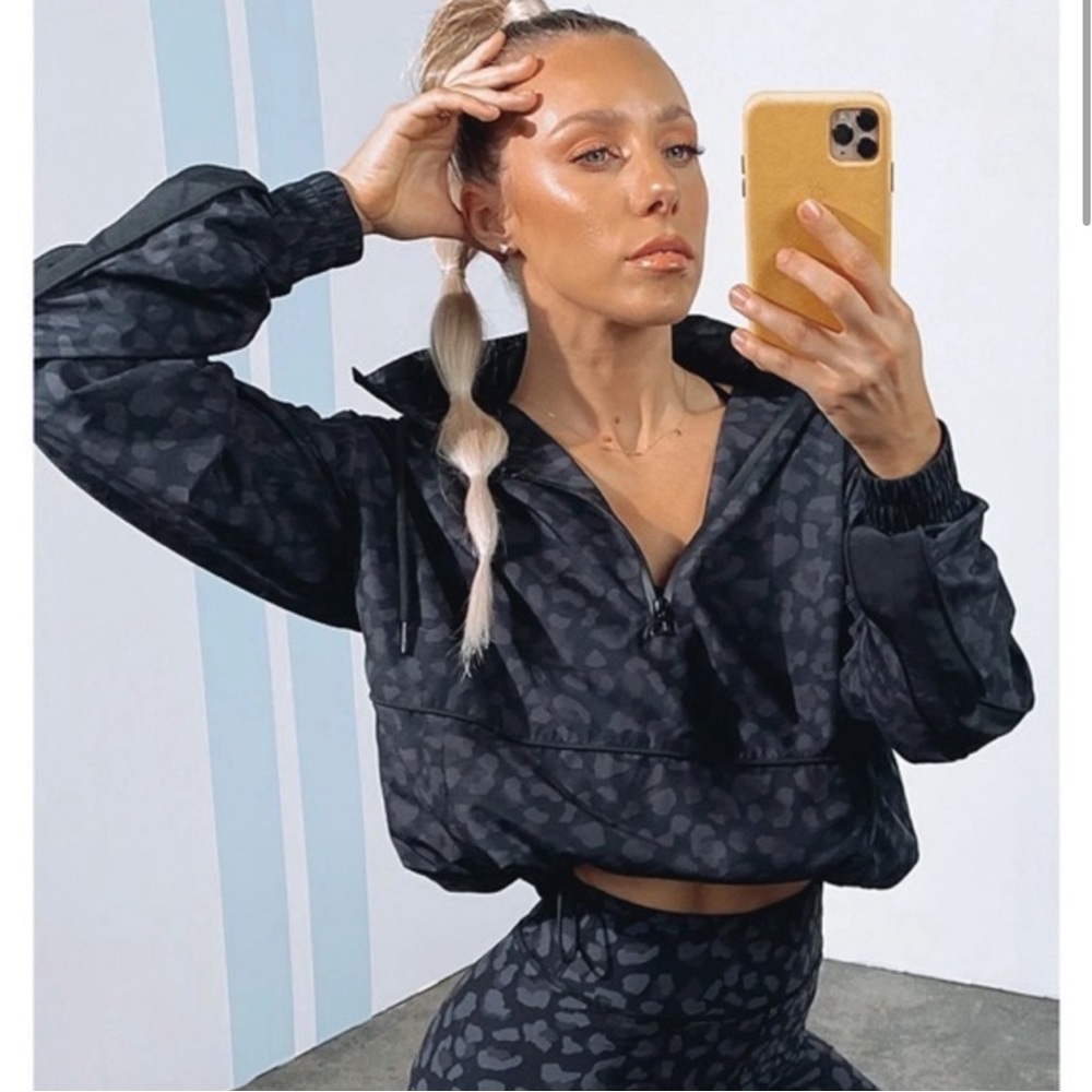 Sarah’s Day x White Fox Skylar Cheetah Windbreaker Size Small
